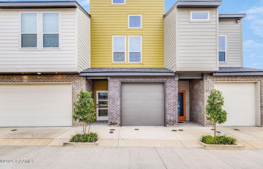 511 Highland Park Lane, Lafayette, LA 70508