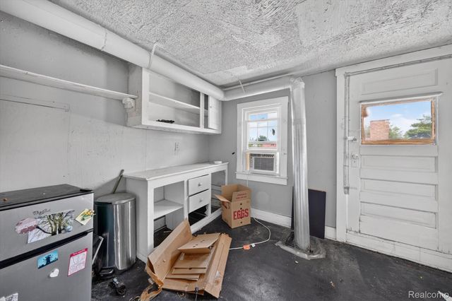 504 Trowbridge Street, Detroit, MI 48202