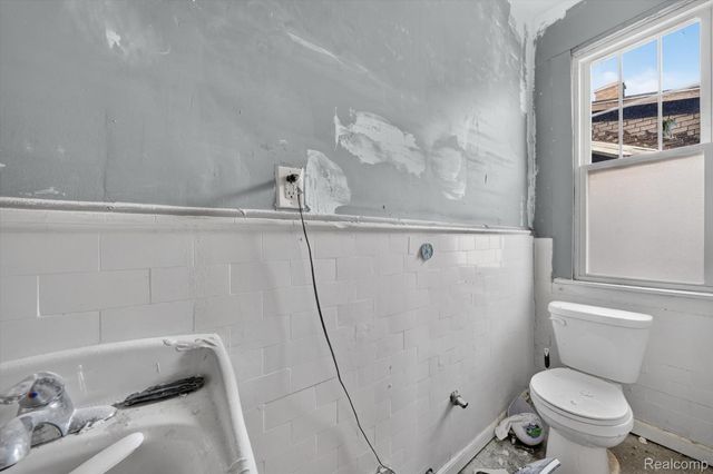 504 Trowbridge Street, Detroit, MI 48202