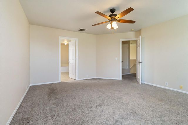 401 Spruce DR, Kyle, TX 78640