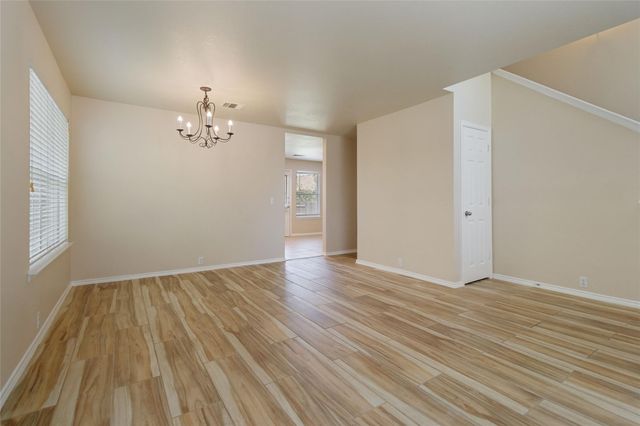 401 Spruce DR, Kyle, TX 78640