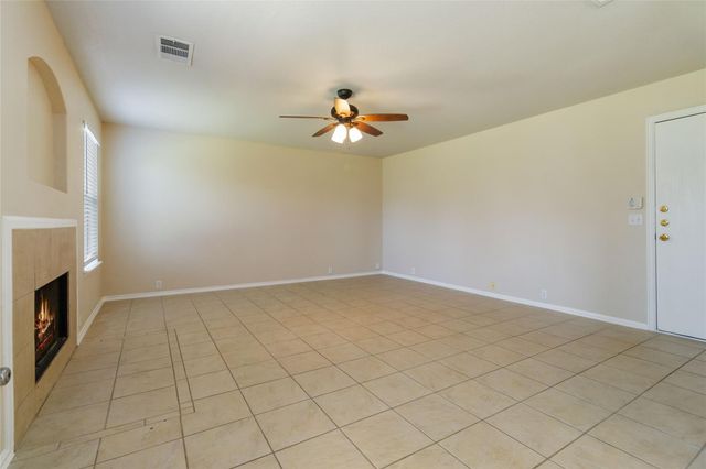 401 Spruce DR, Kyle, TX 78640