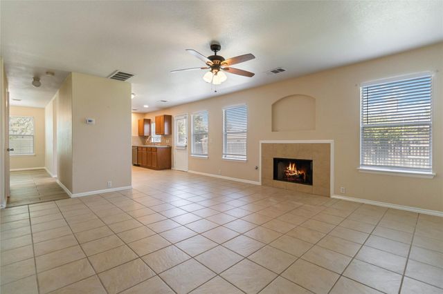 401 Spruce DR, Kyle, TX 78640