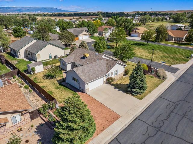 208 Chipeta Pines Court, Grand Junction, CO 81503