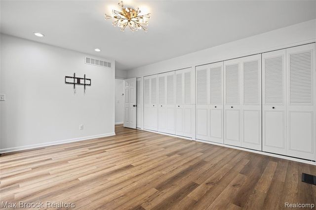 7432 Azalea Court, West Bloomfield, MI 48322
