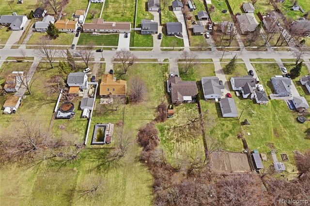 22674 Monterey Drive, Trenton, MI 48183
