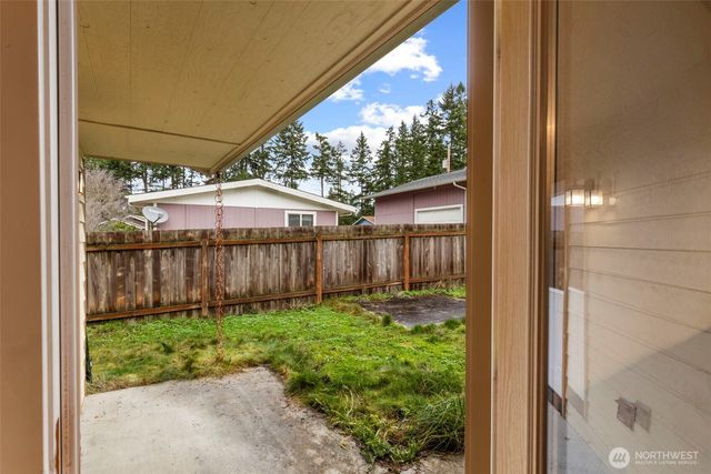 101 D Street, Port Hadlock, WA 98339