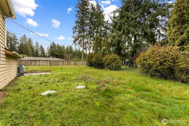 101 D Street, Port Hadlock, WA 98339