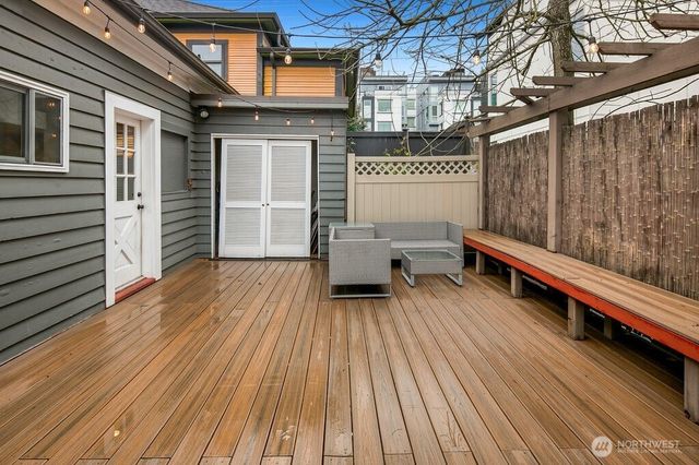 1906 E Union Street, Seattle, WA 98122