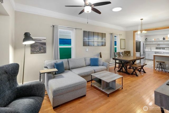 1906 E Union Street, Seattle, WA 98122