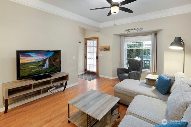 1906 E Union Street, Seattle, WA 98122