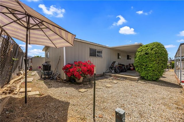 31816 Avenue Avenue E 101, Yucaipa, CA 92399