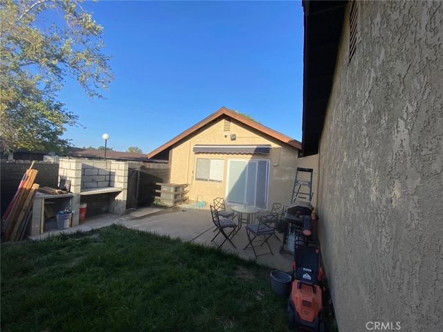 4387 Kingsbury, Riverside, CA 92503