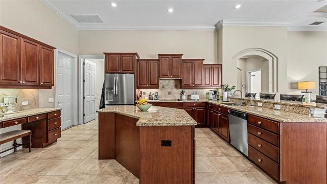 664 WHISPER WOODS DRIVE, Lakeland, FL 33813