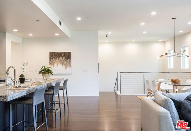 12658 Sandhill Lane 1, Los Angeles, CA 90094