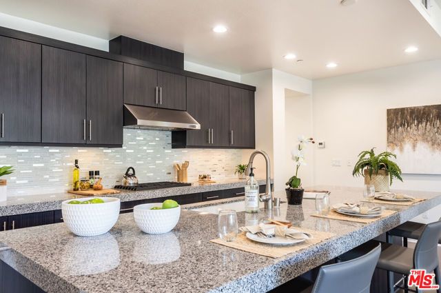 12658 Sandhill Lane 1, Los Angeles, CA 90094
