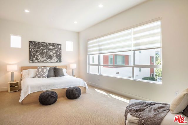 12658 Sandhill Lane 1, Los Angeles, CA 90094