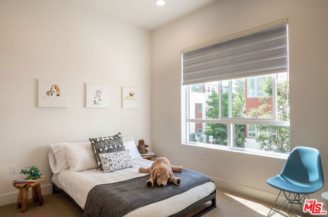 12658 Sandhill Lane 1, Los Angeles, CA 90094
