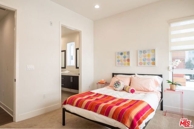 12658 Sandhill Lane 1, Los Angeles, CA 90094