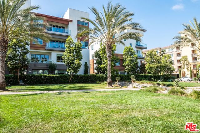 12658 Sandhill Lane 1, Los Angeles, CA 90094