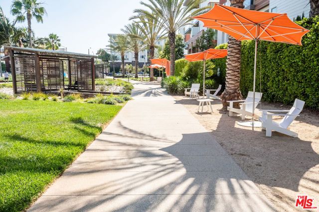12658 Sandhill Lane 1, Los Angeles, CA 90094