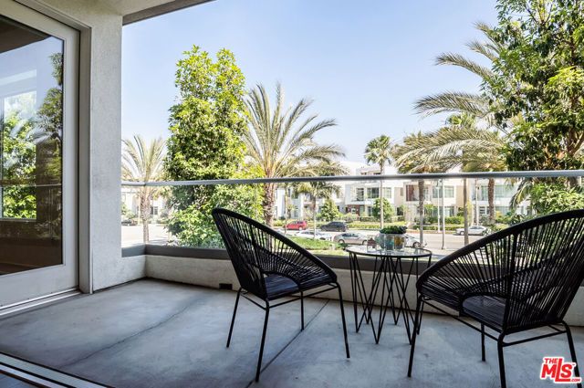 12658 Sandhill Lane 1, Los Angeles, CA 90094