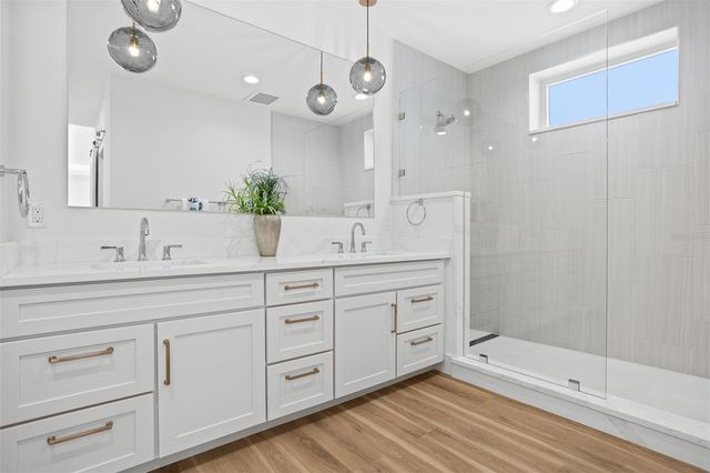 870 N OSCEOLA AVENUE, Clearwater, FL 33755