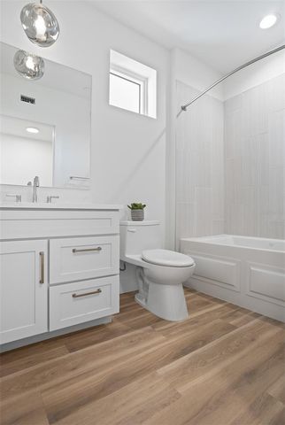 870 N OSCEOLA AVENUE, Clearwater, FL 33755