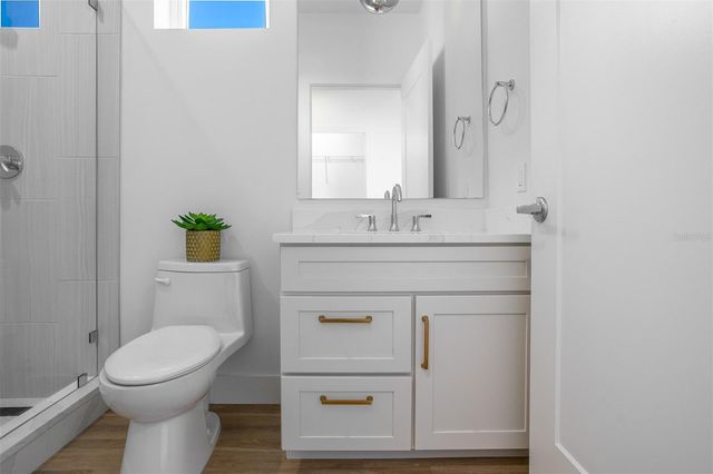 870 N OSCEOLA AVENUE, Clearwater, FL 33755