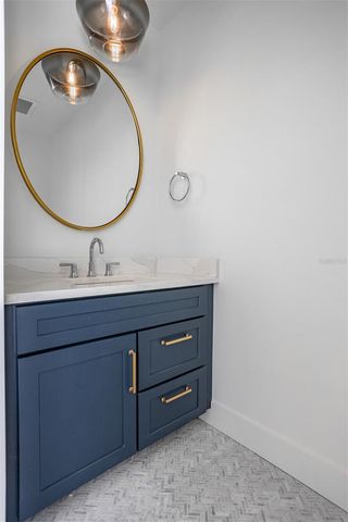 870 N OSCEOLA AVENUE, Clearwater, FL 33755