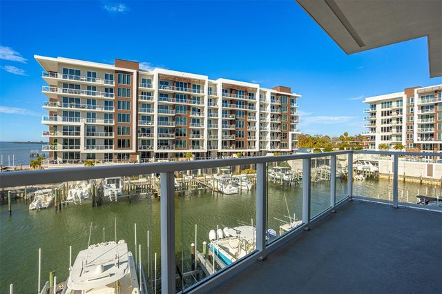 870 N OSCEOLA AVENUE, Clearwater, FL 33755