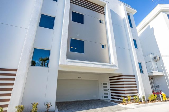 870 N OSCEOLA AVENUE, Clearwater, FL 33755