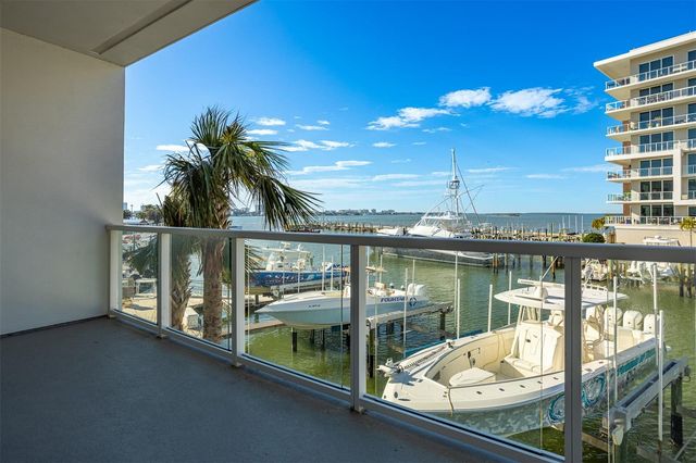 870 N OSCEOLA AVENUE, Clearwater, FL 33755