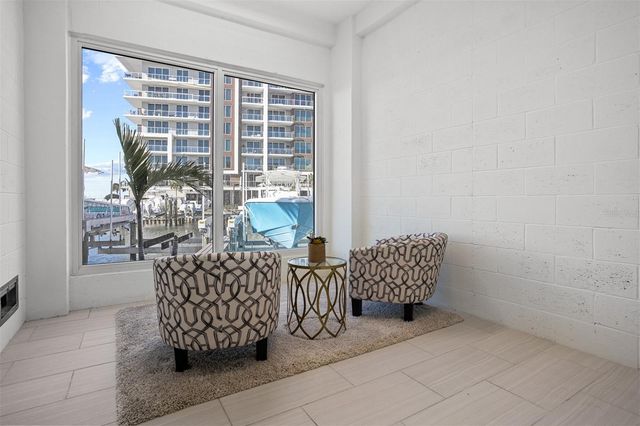 870 N OSCEOLA AVENUE, Clearwater, FL 33755