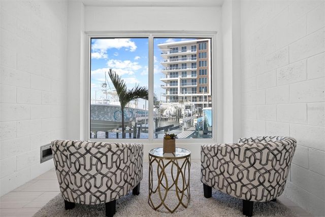 870 N OSCEOLA AVENUE, Clearwater, FL 33755