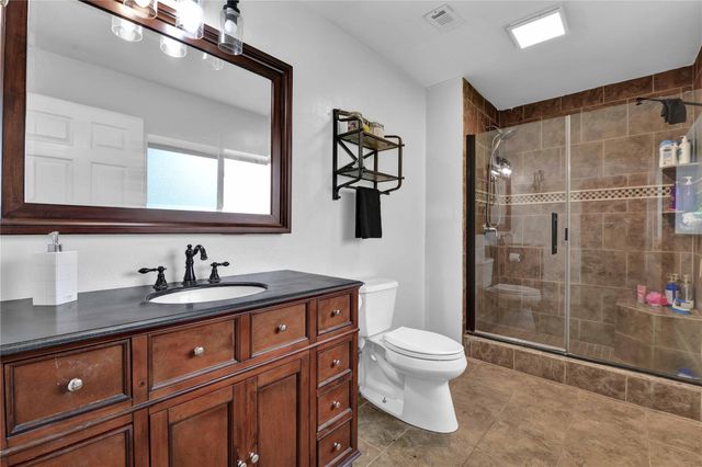 3522 County Road 3011, Cleveland, TX 77327