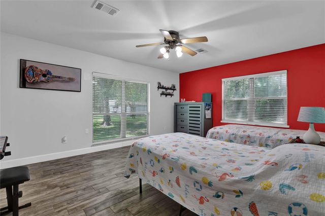 3522 County Road 3011, Cleveland, TX 77327