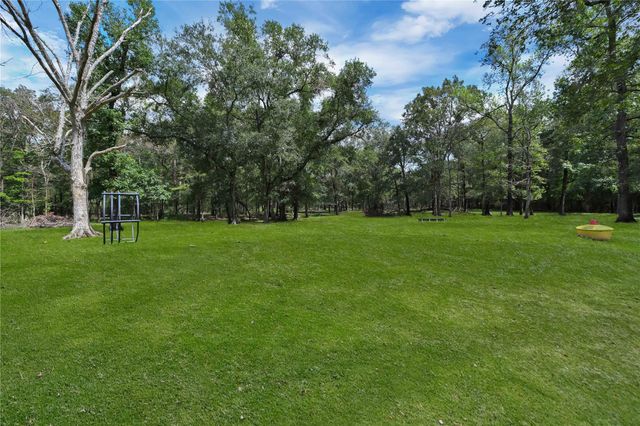 3522 County Road 3011, Cleveland, TX 77327
