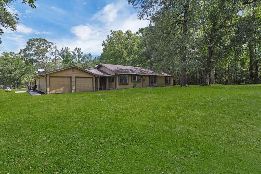 3522 County Road 3011, Cleveland, TX 77327