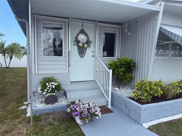 6190 DAFFODIL ROAD, Venice, FL 34293