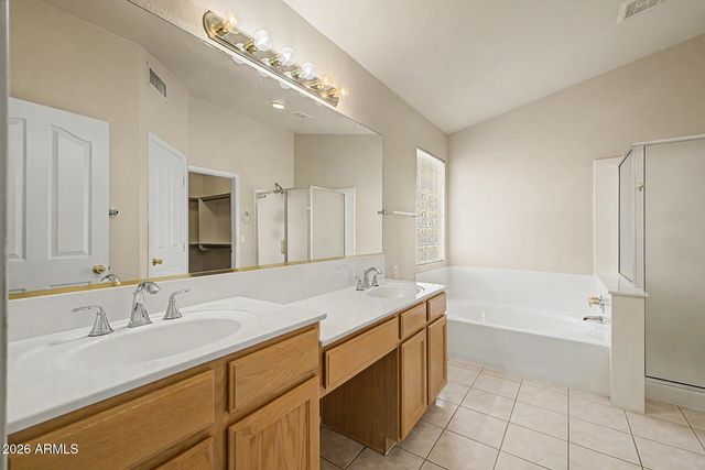 557 W Monte Avenue, Mesa, AZ 85210