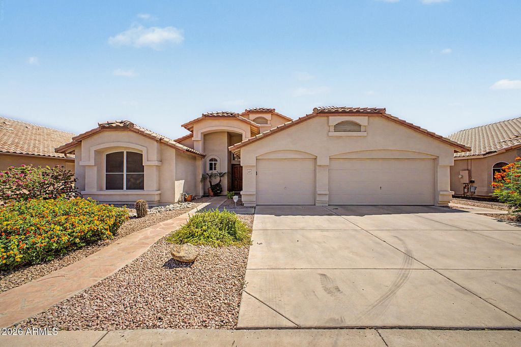 557 W Monte Avenue, Mesa, AZ 85210