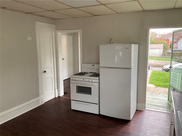 508 Chestnut St, Carnegie, PA 15106