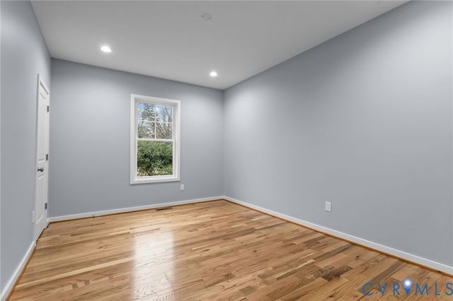 104 Center St, Petersburg, VA 23803