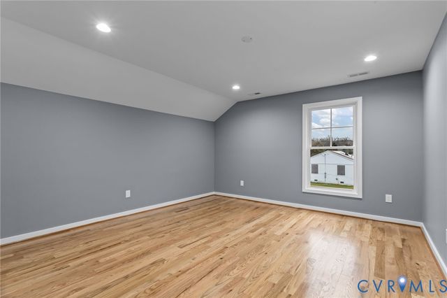 104 Center St, Petersburg, VA 23803