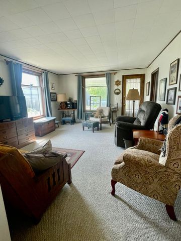404 W Court Street, Ludington, MI 49431