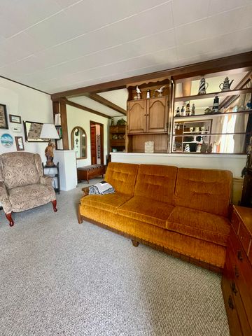 404 W Court Street, Ludington, MI 49431
