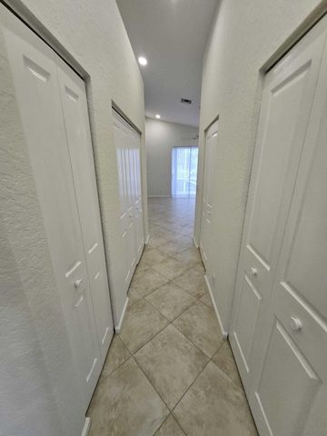 7835 NW 78th Avenue, Tamarac, FL 33321