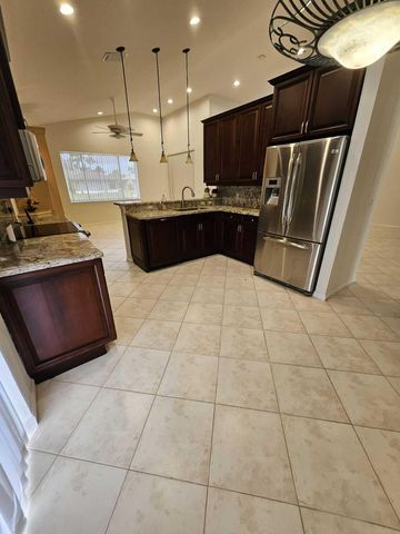 7835 NW 78th Avenue, Tamarac, FL 33321