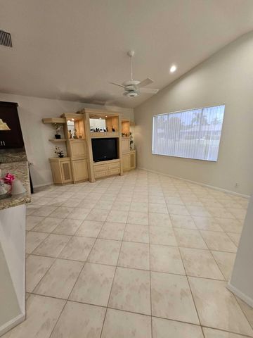 7835 NW 78th Avenue, Tamarac, FL 33321